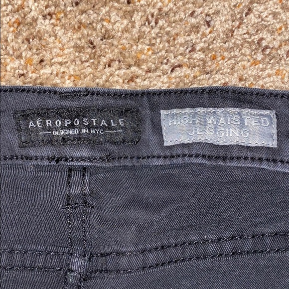 Aeropostale high waisted jegging. - Picture 2 of 4
